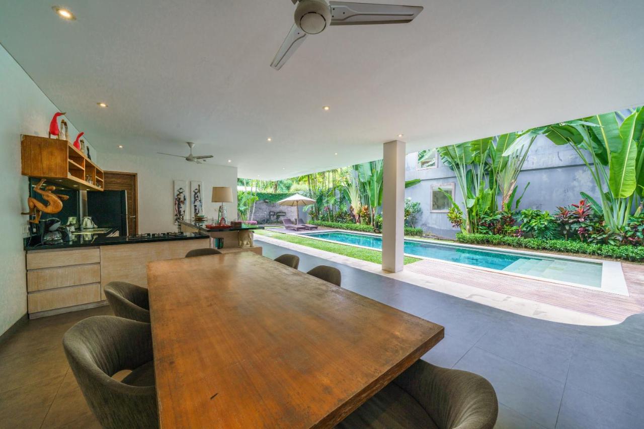 Paloma - Chic Tropical Garden With Outdoor Pool * Seminyak (Bali)